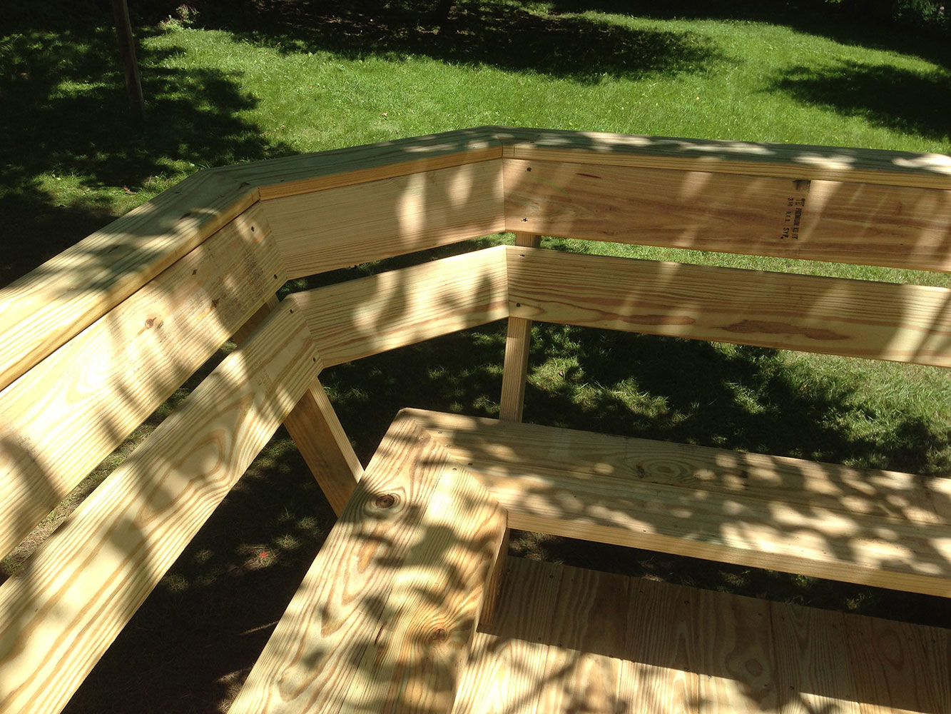 exterior_reed_deck003