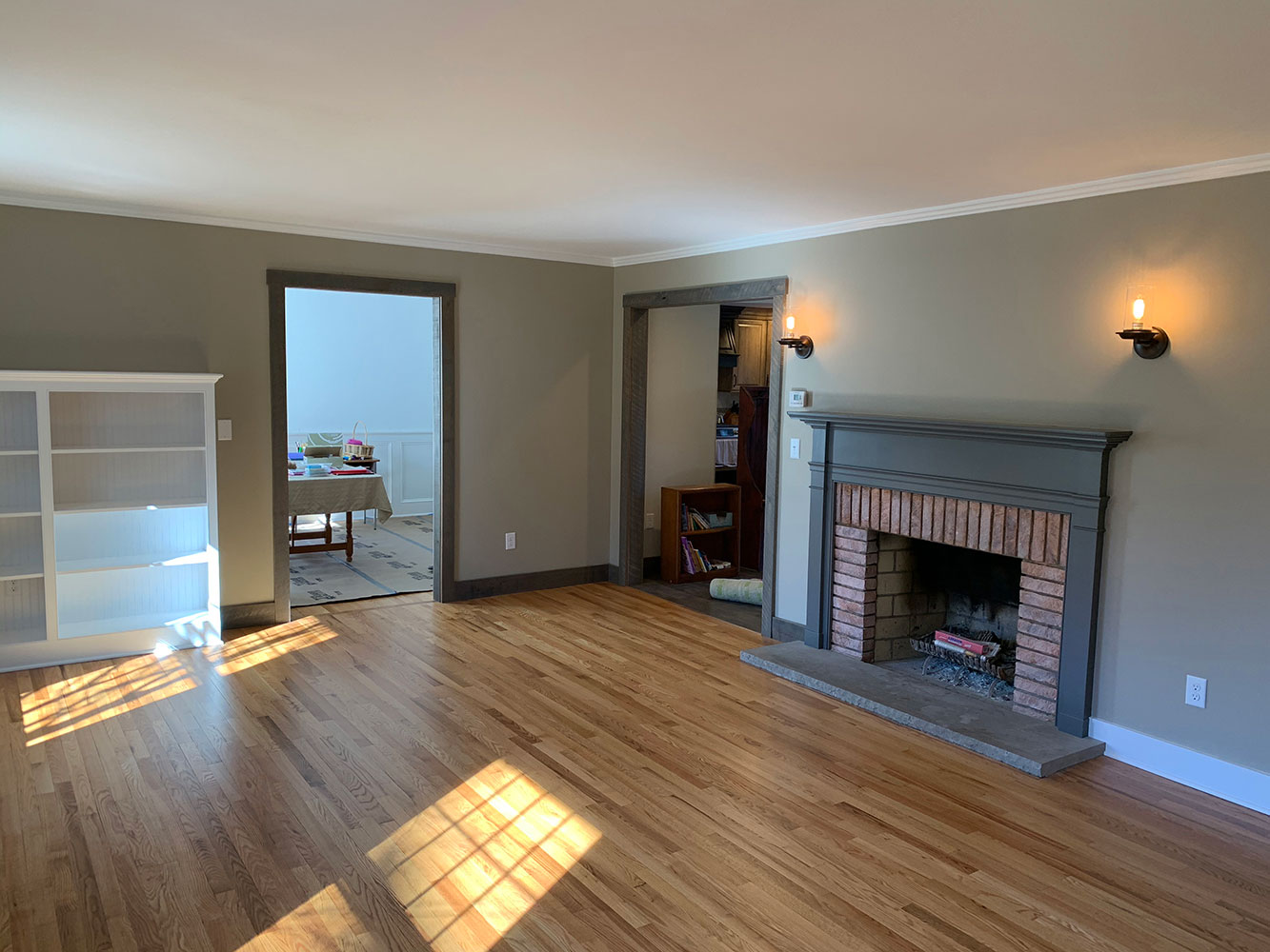 otherdeer_dining_002